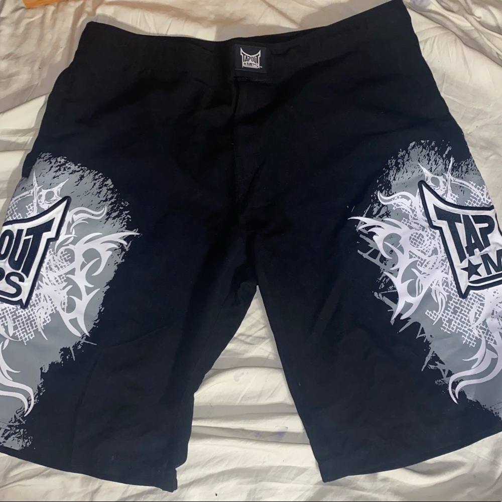 TAP OUT BOARD SHORT